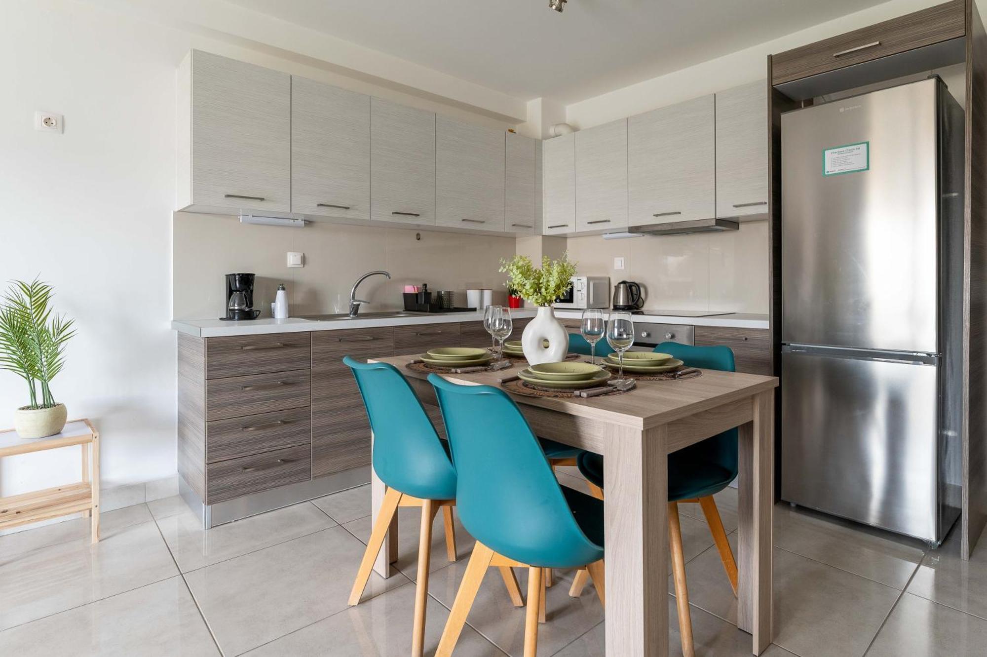 Modern Spacious Apartment Located In Piraeus Buitenkant foto